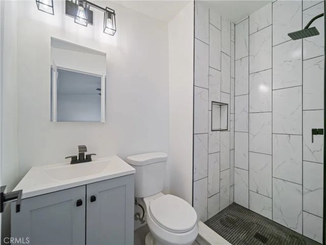 717 W Gateway, Palm Springs, CA 92262