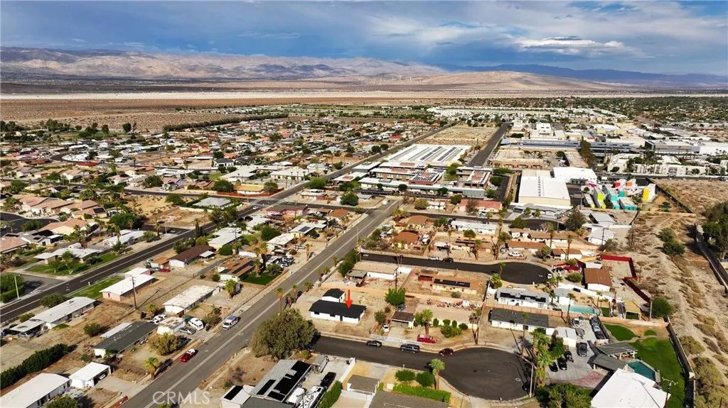 717 W Gateway, Palm Springs, CA 92262