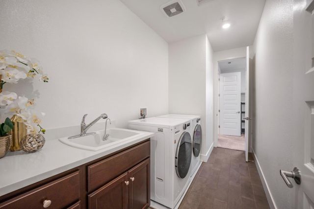 7101 Hakkan Drive, Gilroy, CA 95020