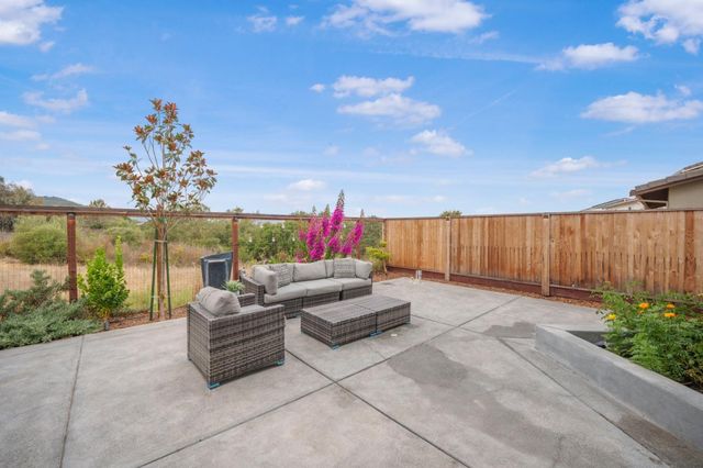 7101 Hakkan Drive, Gilroy, CA 95020