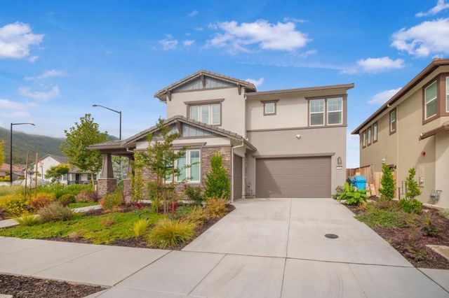 7101 Hakkan Drive, Gilroy, CA 95020