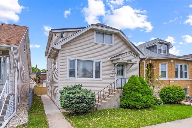 2318 N 73rd Avenue, Elmwood Park, IL 60707
