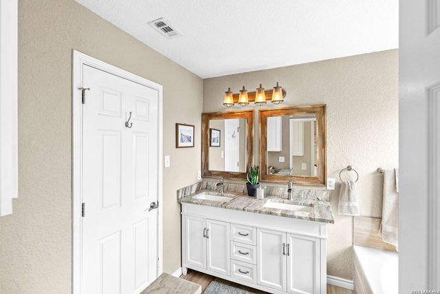 12411 Stillwater, San Antonio, TX 78254