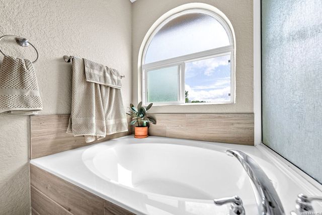 12411 Stillwater, San Antonio, TX 78254