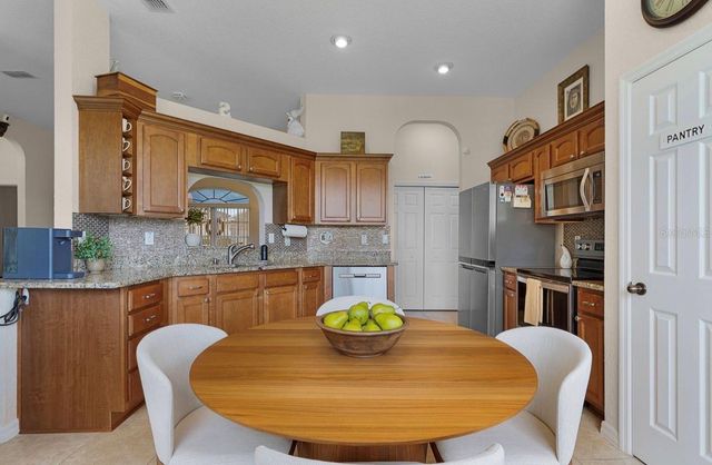 10949 SE 169TH LANE, Summerfield, FL 34491