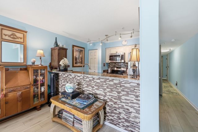 4445 Kingsport Rd Unit 101, Little River, SC 29566