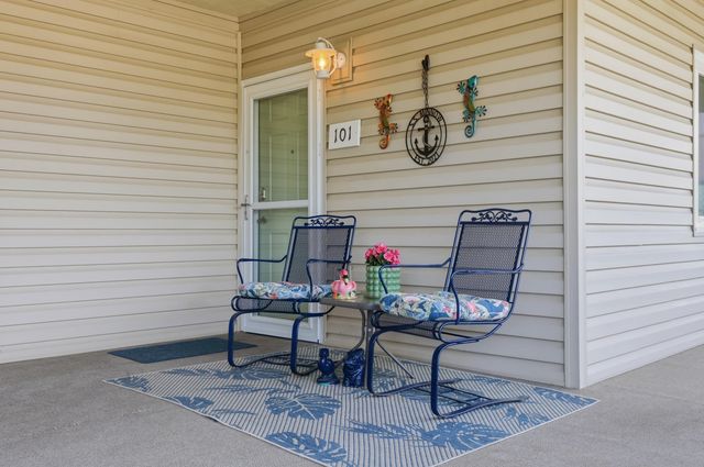 4445 Kingsport Rd Unit 101, Little River, SC 29566