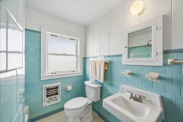 516 91st Street, Galveston, TX 77554
