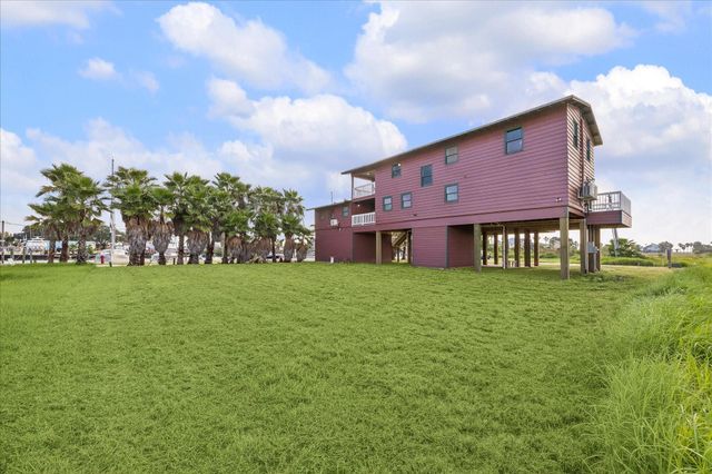 516 91st Street, Galveston, TX 77554