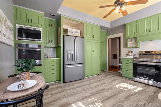 1002 Stanley Street SW, Ardmore, OK 73401