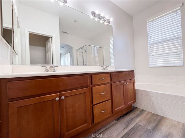 41534 King Palm, Murrieta, CA 92562