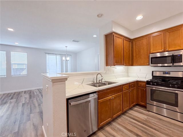 41534 King Palm, Murrieta, CA 92562