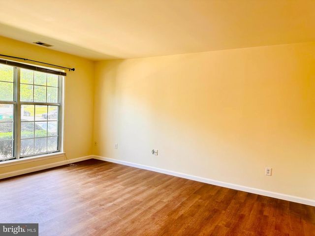 51 ANDOVER PL, Robbinsville, NJ 08691