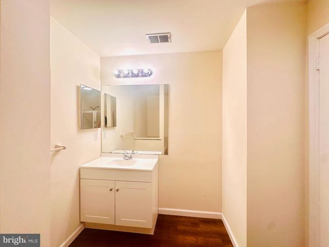 51 ANDOVER PL, Robbinsville, NJ 08691
