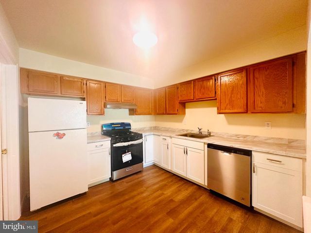 51 ANDOVER PL, Robbinsville, NJ 08691