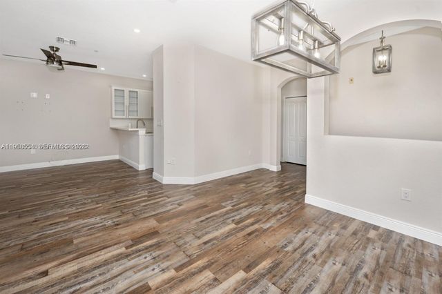 4465 SW 160th Ave 205, Miramar, FL 33027