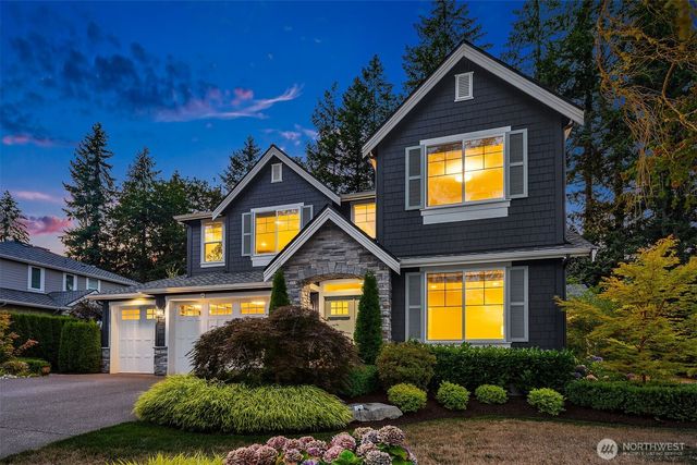 2025 211th Avenue NE, Sammamish, WA 98074
