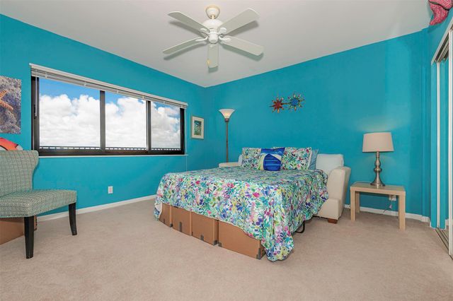 2300 NE 33rd Ave 703, Fort Lauderdale, FL 33305