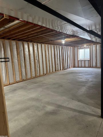 18011 Humber Bridge Drive Drive, Macomb, MI 48042