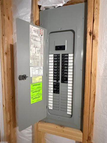 18011 Humber Bridge Drive Drive, Macomb, MI 48042