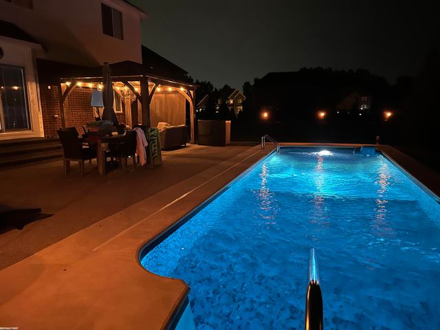 18011 Humber Bridge Drive Drive, Macomb, MI 48042