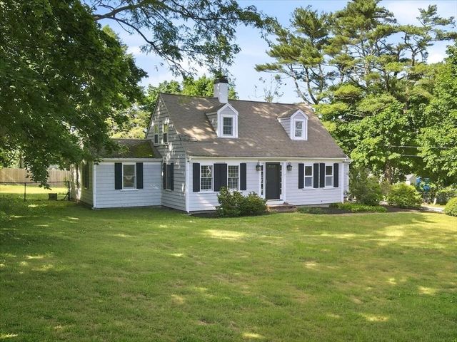 320 First Parish Rd, Scituate, MA 02066
