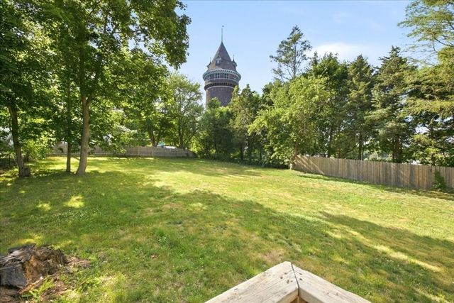 320 First Parish Rd, Scituate, MA 02066
