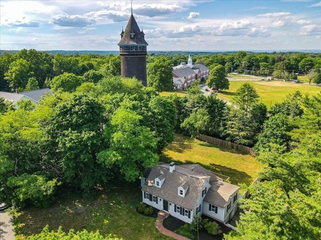 320 First Parish Rd, Scituate, MA 02066