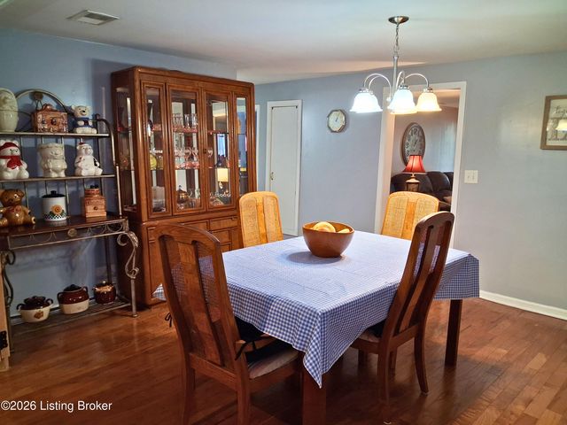 300 Dutchmans Creek Rd, Taylorsville, KY 40071