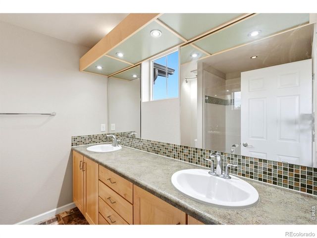 1647 Venice Lane, Longmont, CO 80503
