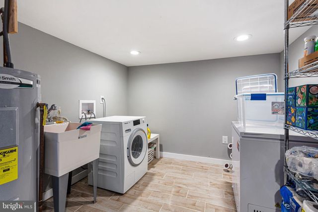 2714 W CABOT ST, Philadelphia, PA 19121