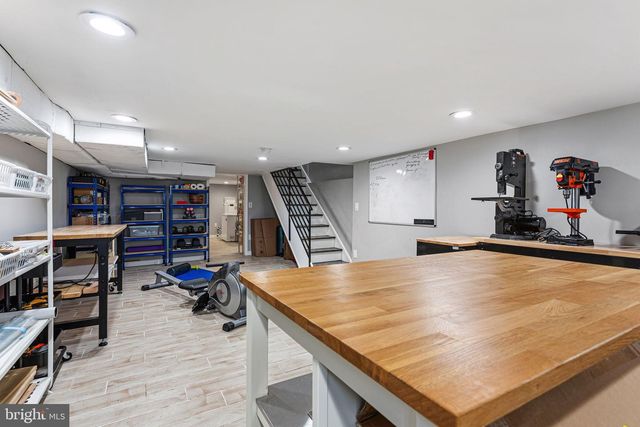 2714 W CABOT ST, Philadelphia, PA 19121