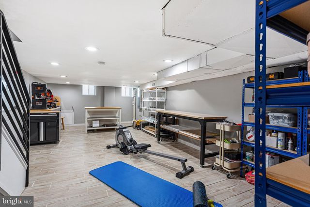 2714 W CABOT ST, Philadelphia, PA 19121