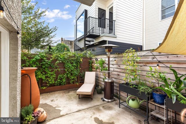 2714 W CABOT ST, Philadelphia, PA 19121