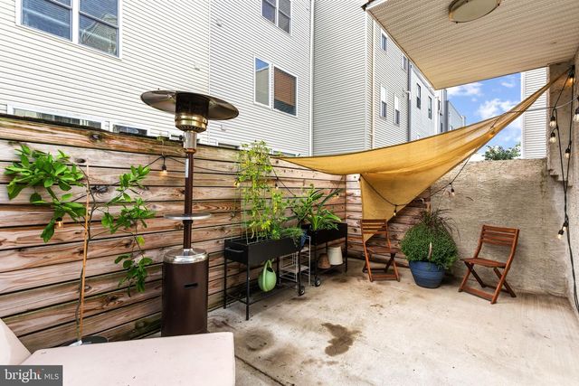 2714 W CABOT ST, Philadelphia, PA 19121