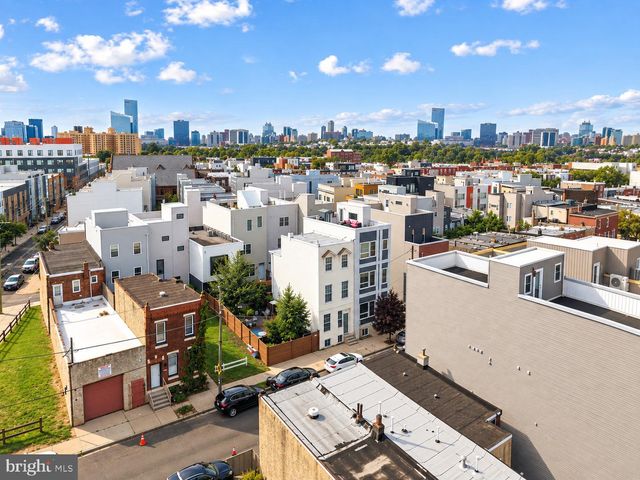 2714 W CABOT ST, Philadelphia, PA 19121