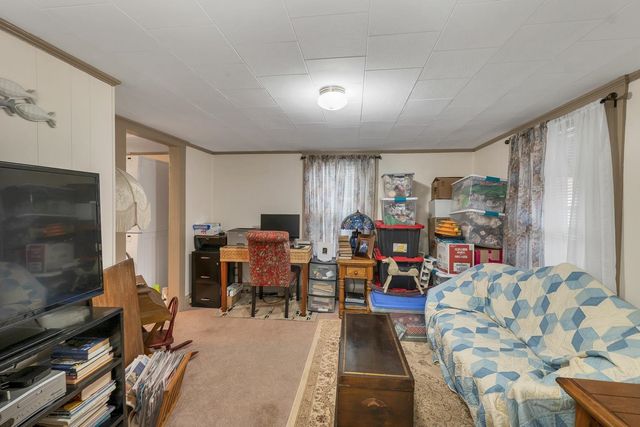 6 Central Street, Pembroke, NH 03275