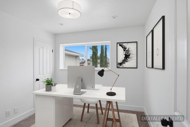1396 Mitchell Ln, Manteca, CA 95336