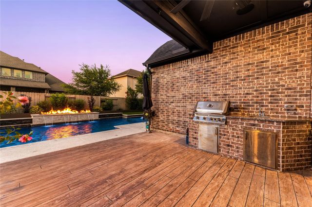 2307 Piney Creek Drive, Manvel, TX 77578
