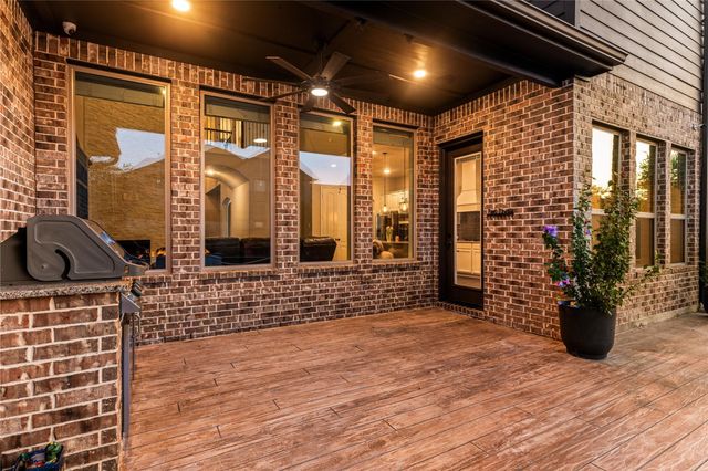 2307 Piney Creek Drive, Manvel, TX 77578