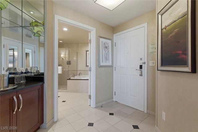 145 East Harmon Avenue 806, Las Vegas, NV 89109