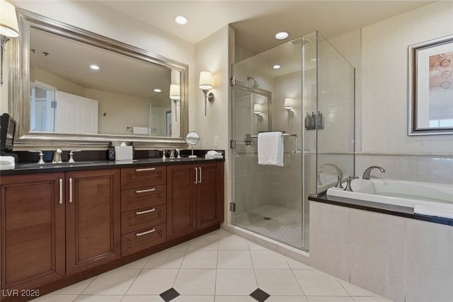 145 East Harmon Avenue 806, Las Vegas, NV 89109