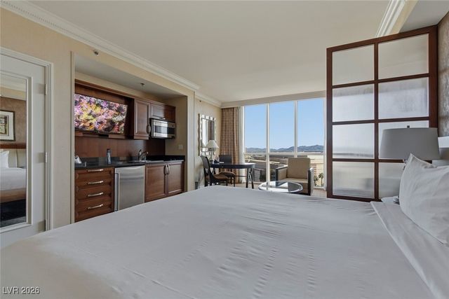 145 East Harmon Avenue 806, Las Vegas, NV 89109