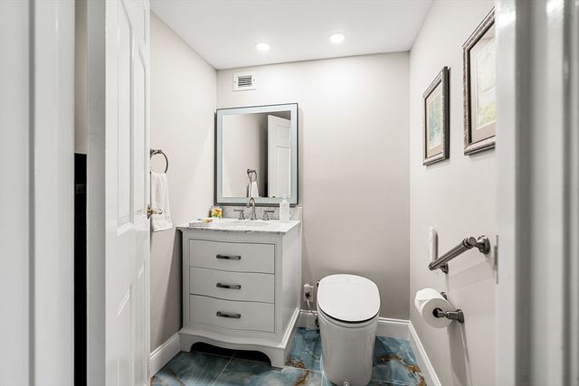 40 Village Rd 1508, Middleton, MA 01949