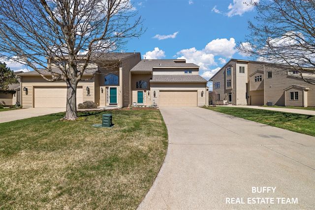 1671 E Harbour Towne Circle, Muskegon, MI 49441