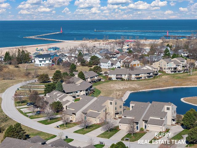 1671 E Harbour Towne Circle, Muskegon, MI 49441