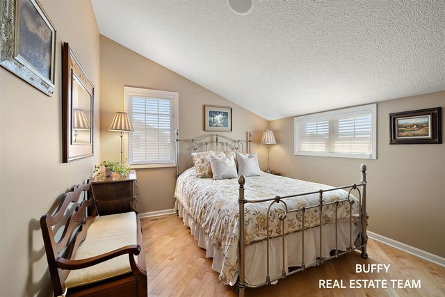 1671 E Harbour Towne Circle, Muskegon, MI 49441