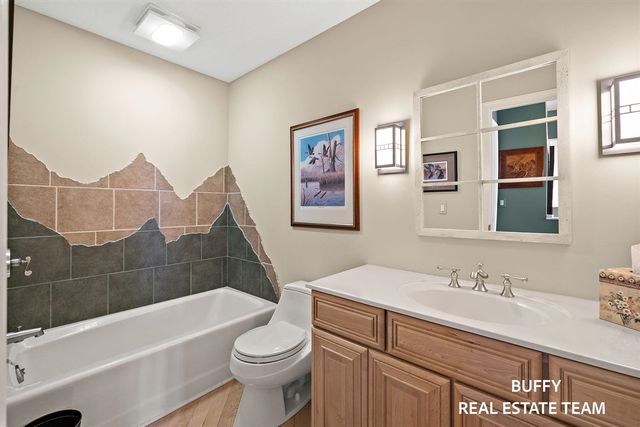 1671 E Harbour Towne Circle, Muskegon, MI 49441
