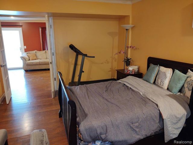 1432 Pond View Court, Wixom, MI 48393