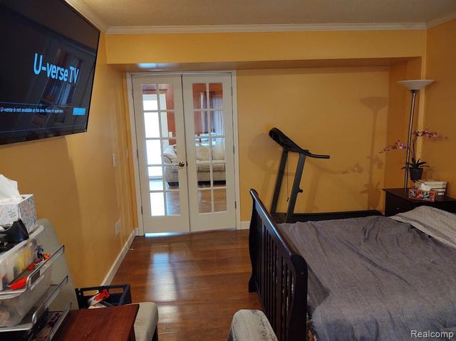 1432 Pond View Court, Wixom, MI 48393